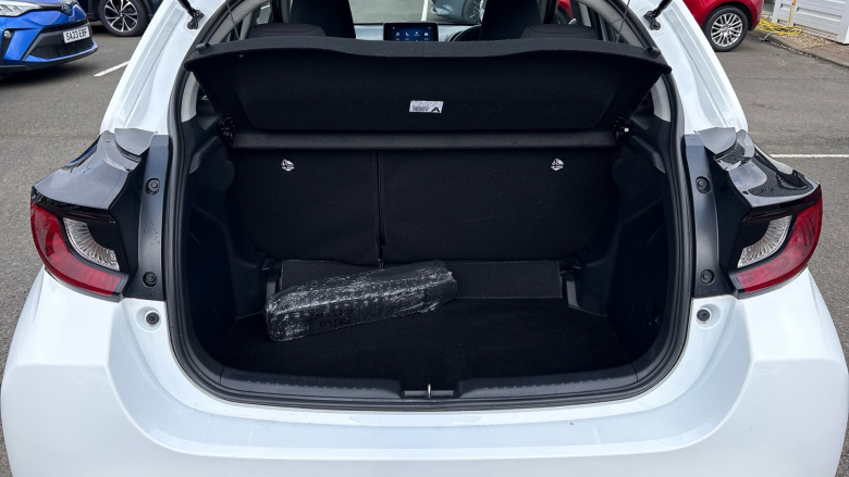 Toyota Yaris 1.5 Hybrid Icon 5dr CVT Hybrid Hatchback